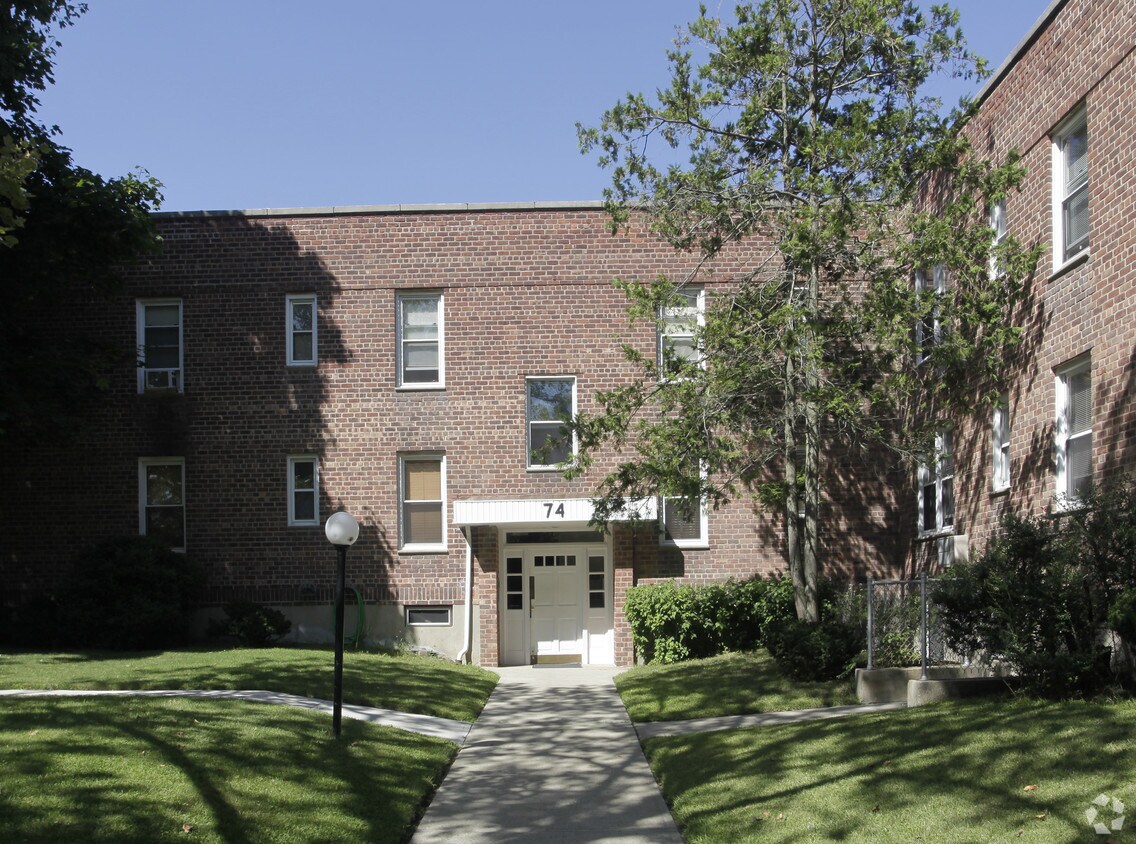 7080 Gibson Blvd, Valley Stream, NY 11581 Apartments in Valley