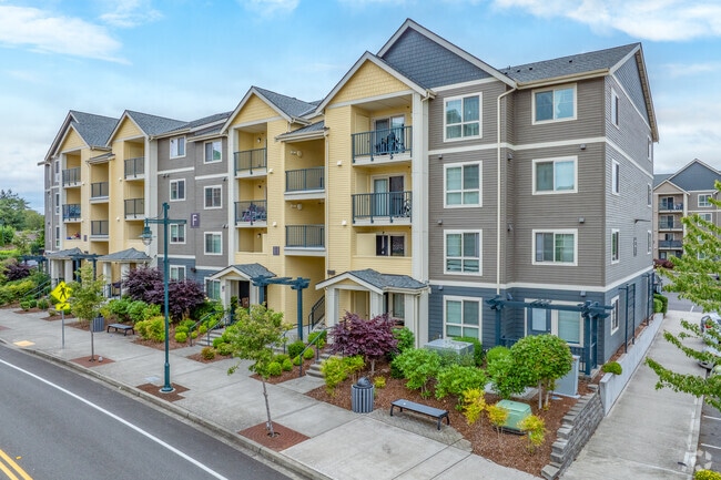 Building Photo - Uptown Square