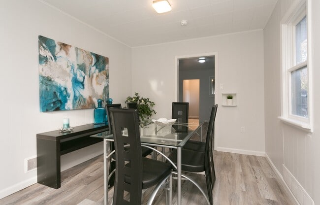 Foto del edificio - 4898 S Logan St