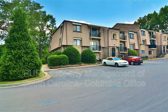 Building Photo - 1002 Old Manor Rd