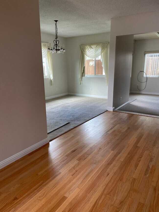 Foto del edificio - ** Beautiful 3 Bedroom, 2 Bathroom Single ...