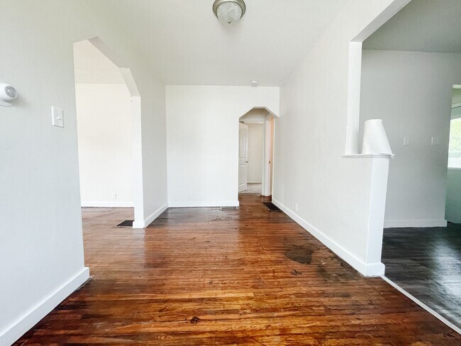 Foto del edificio - 2320 Plum St