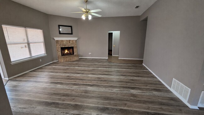 Building Photo - 3112 Rustic Meadow Trail
