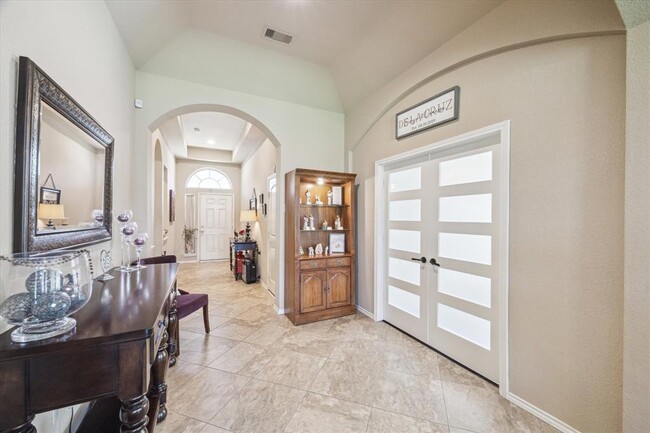 Building Photo - 14116 Timber Bluff Dr