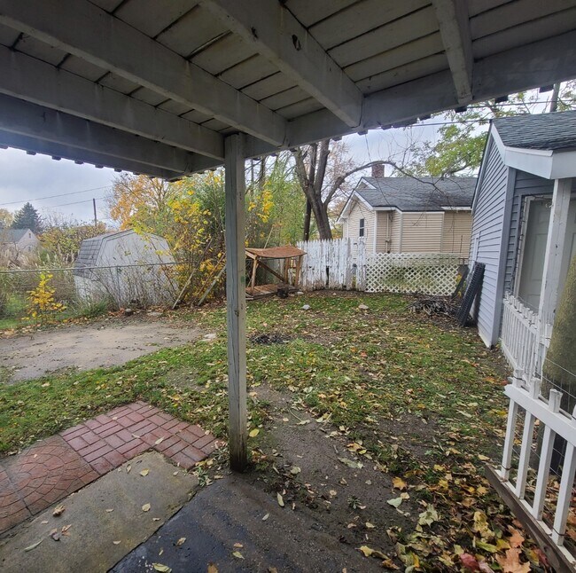 Foto del edificio - 4411 Red Arrow Rd