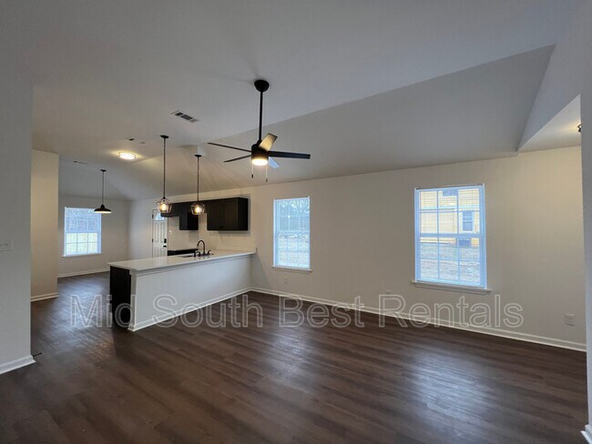 Foto del edificio - 750 Craft Rd