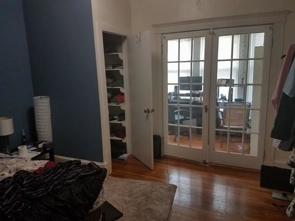 Foto del edificio - 128 Glenville Ave