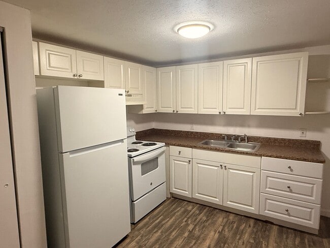 Building Photo - 3811 N 54th St