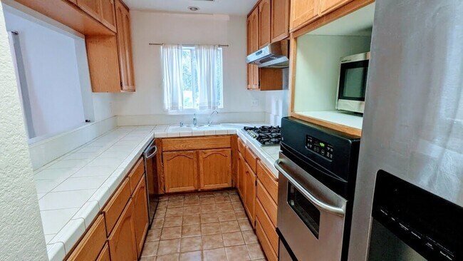 Foto del edificio - 4940 Lockhaven Ave