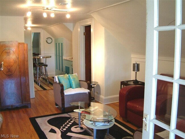 Foto del edificio - 13834 Clifton Blvd