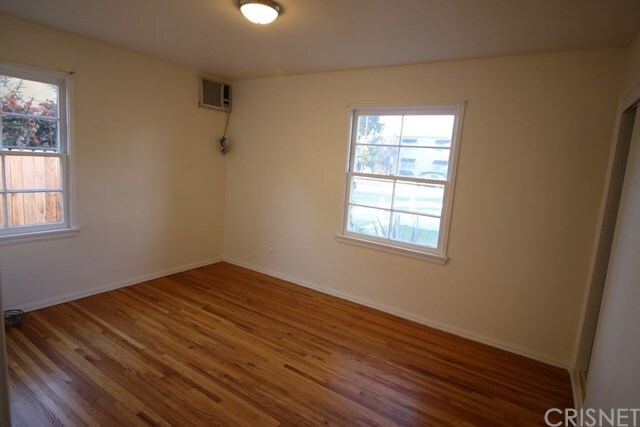 Building Photo - 11722 Riverside Dr