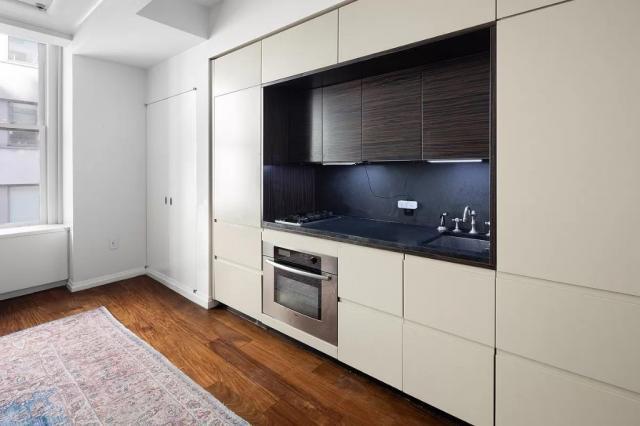 Building Photo - 0 bedroom in NEW YORK NY 10005