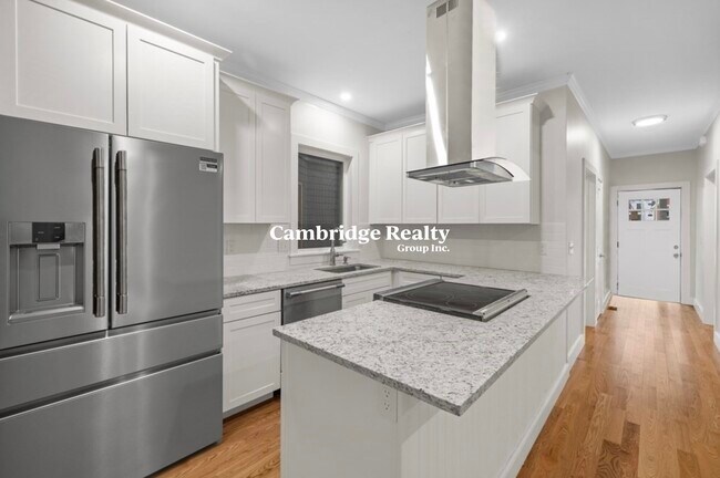 Foto del edificio - 17 Cameron Ave