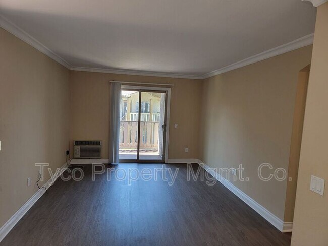 Foto del edificio - 1423 Graves Ave