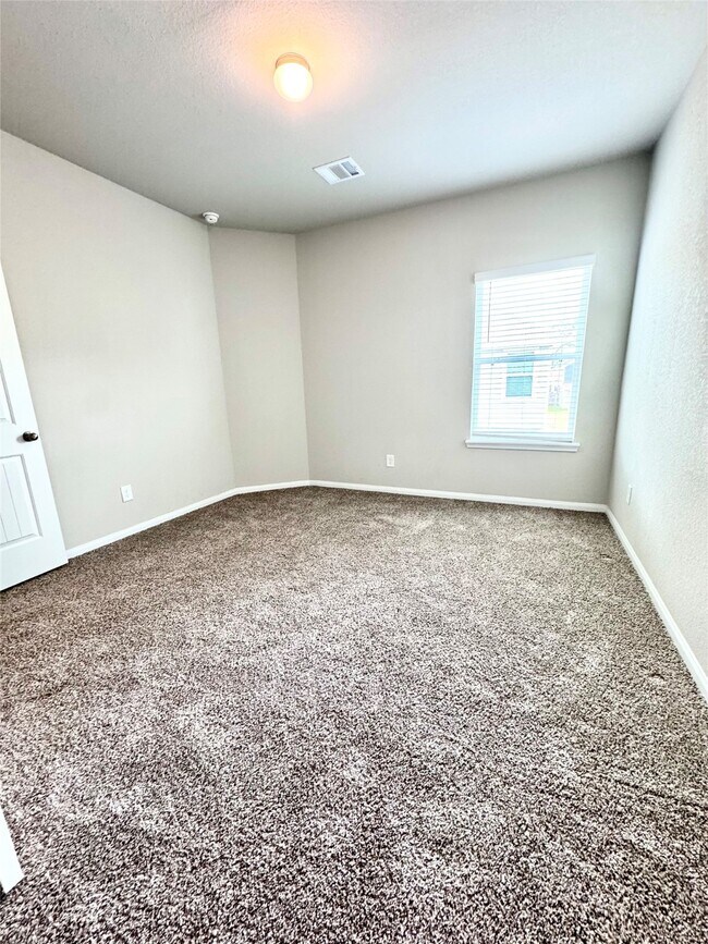 Foto del edificio - 22214 Sovereign Hts Ln.