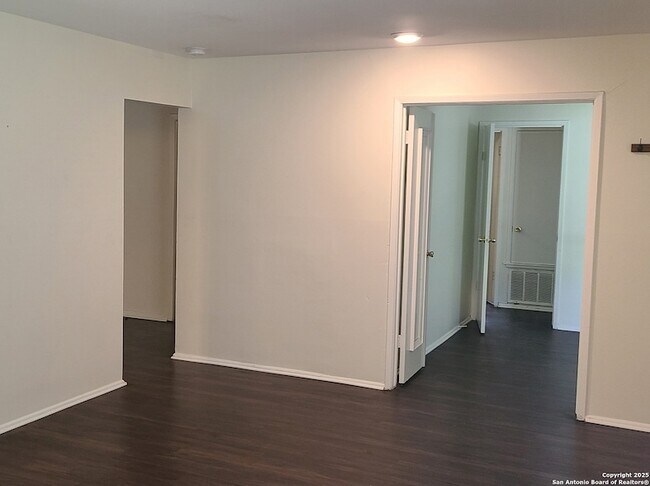 Foto del edificio - 4219 Ramsgate St