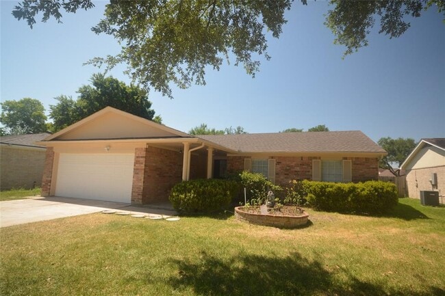 Building Photo - 13519 Greywood Dr