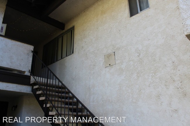 Building Photo - 2140 Via Camino Verde