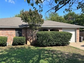 Building Photo - 4508 Compass Ct