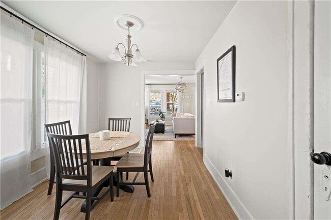 Building Photo - 443 3rd Ave