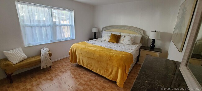 Foto del edificio - 3374 NW 64th St