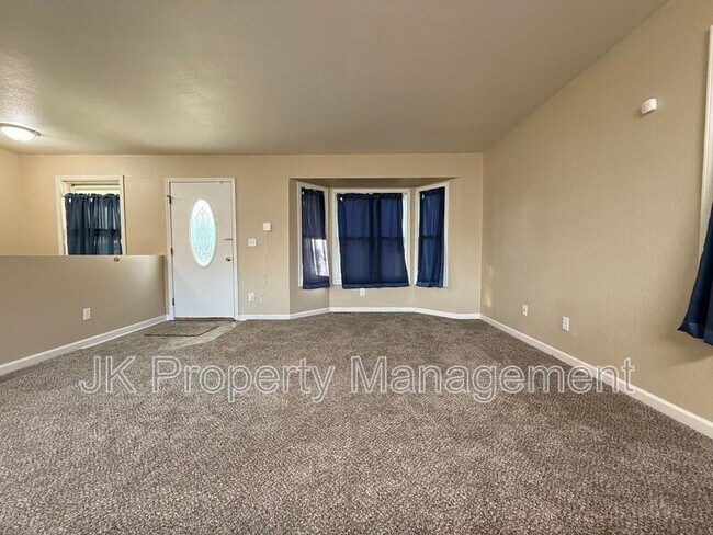 Foto del edificio - 1400 6th Ave S
