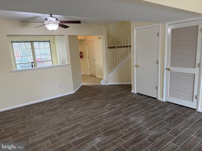 Building Photo - 34 Woodbrook Dr