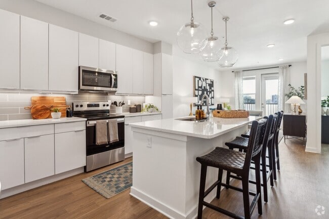 Interior Photo - One Riverside