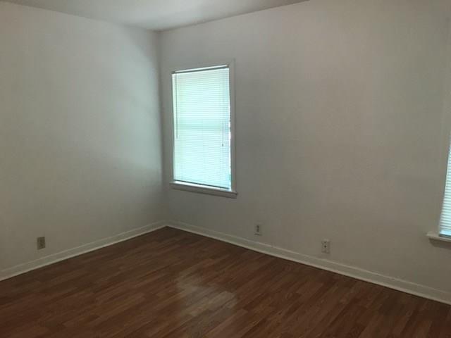Building Photo - 1736 Lynn Ln