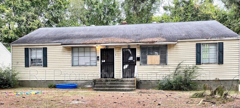 Primary Photo - 3062 Waynoka Ave