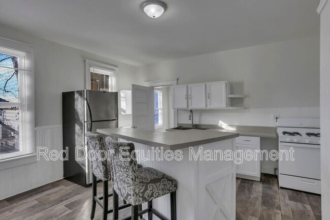 Foto del edificio - 134 W Walnut St