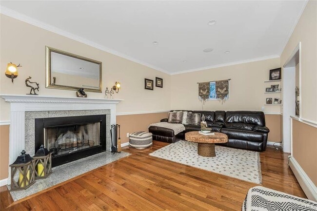 Foto del edificio - 243 Mary Lou Ave