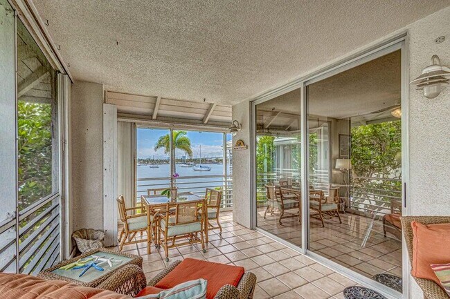 Foto del edificio - 1071 Sugar Sands Blvd