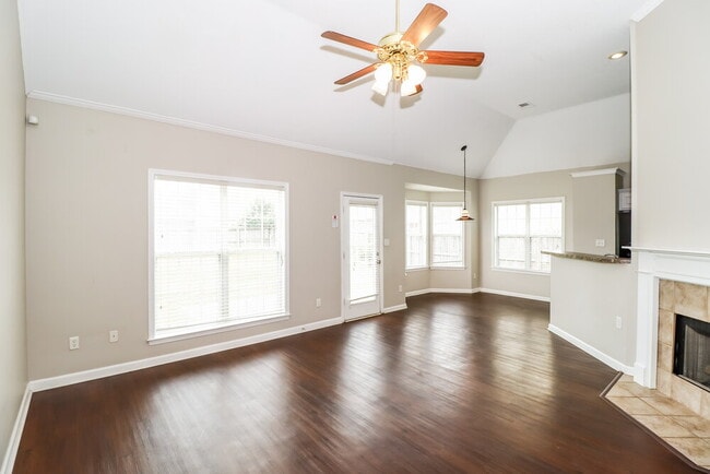 Foto del edificio - 8249 White Wing Ln