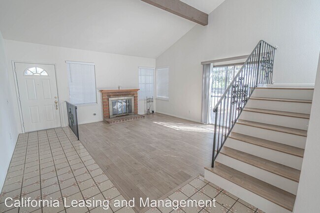 Building Photo - 3 br, 2.5 bath House - 15729 Foothill Boul...