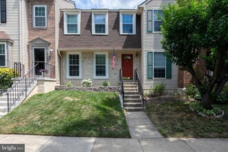 Building Photo - 13662 Barren Springs Ct
