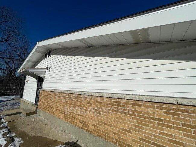 Foto del edificio - 11423 Ortega Dr