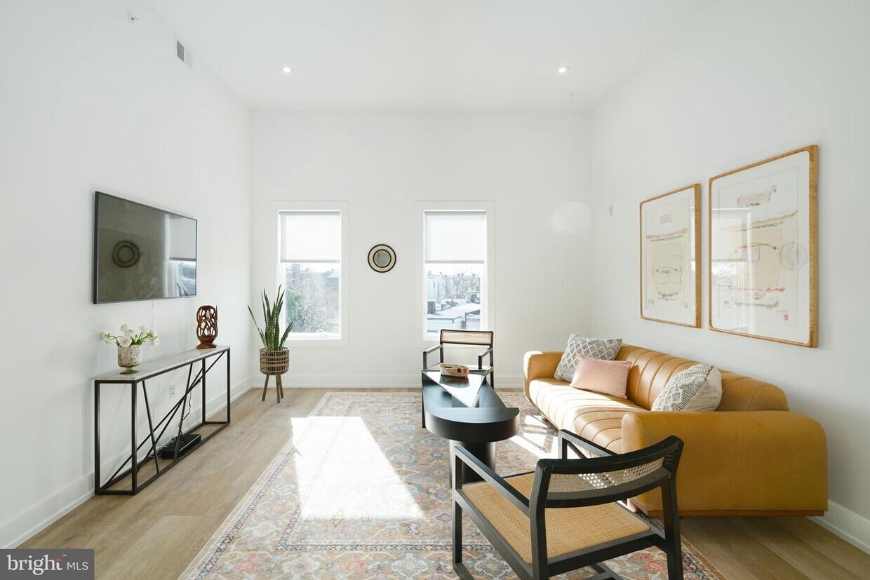 Foto principal - 5013 Springfield Ave