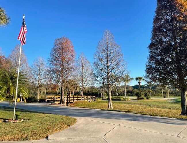 Foto del edificio - 9705 Lake Bess Rd SE