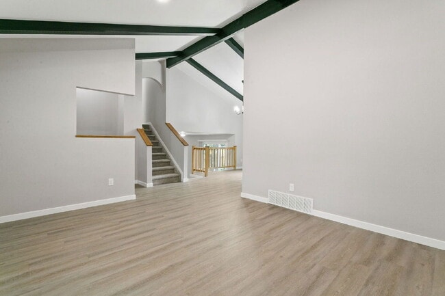 Building Photo - 4544 Sleepy Hollow Cir N
