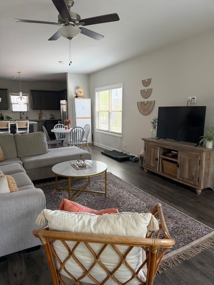 Foto del edificio - 500 Broussard Blvd