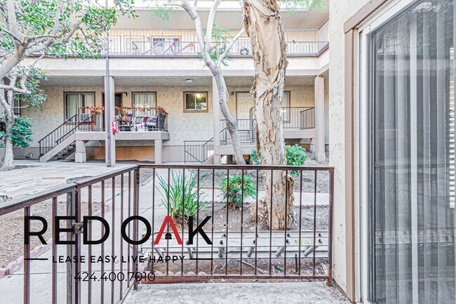 Foto del edificio - 3710 E Fountain St