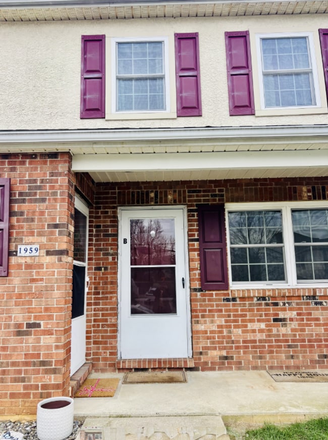 Foto del edificio - 1959 Main Ave