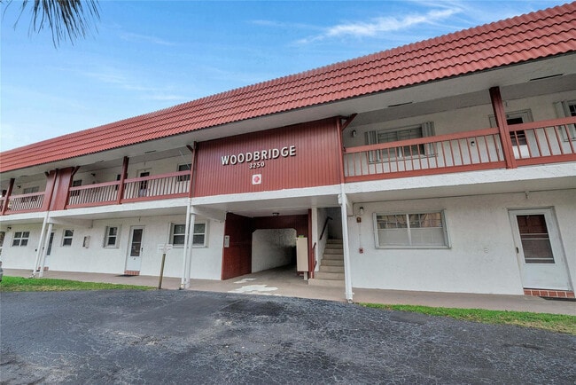 Building Photo - 3250 NW 85th Ave