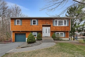 Building Photo - 8 Fillmore Ct