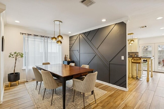 Foto del edificio - 2117 Kaiser Dr