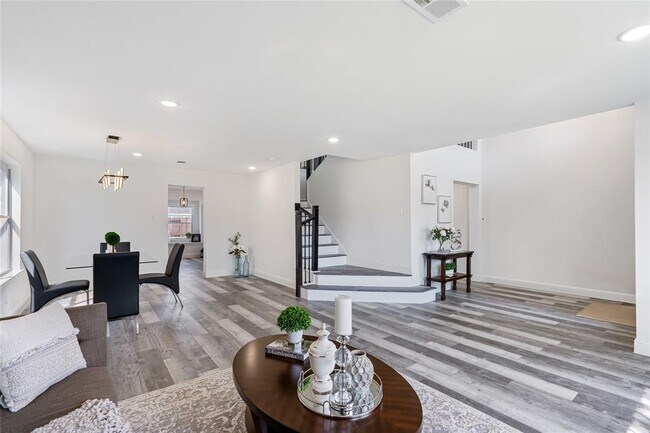 Foto del edificio - 7531 Leecast Ct