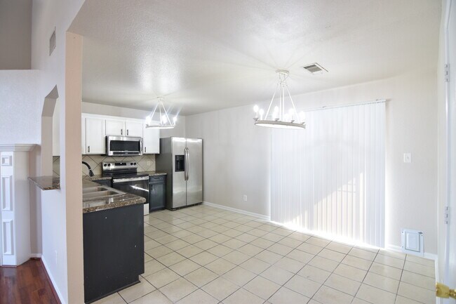 Foto del edificio - 4510 Indigo Dr