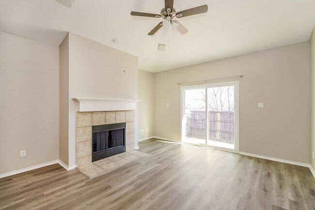 Foto del edificio - 2668 Pioneer Bluffs Rd