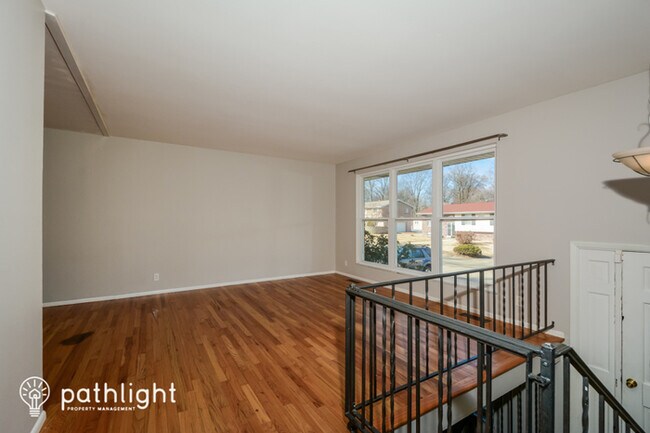 Building Photo - 11060 Patrina Dr, St Louis, MO, 63126